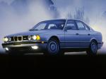 BMW M5 1989 года (US)